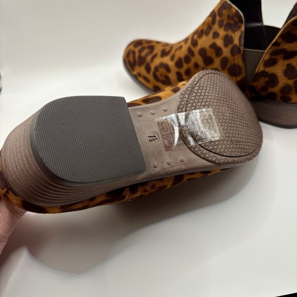 Pierre Dumas Kenzie 2 Leopard Print Slip On Ankle Boots Womens New in Box Boho - Picture 13 of 16